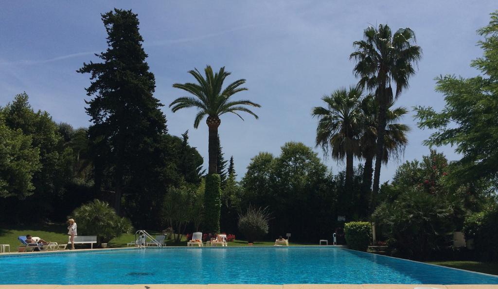 Un Coin De Paradis Cannes Buitenkant foto